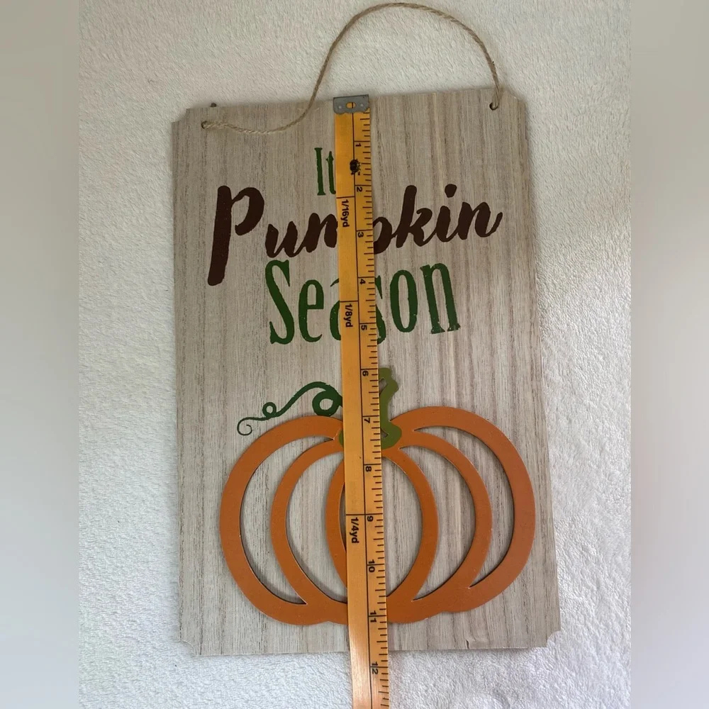 NWT It’s Pumpkin Season 3 D Pumpkin Hanging Wall Sign